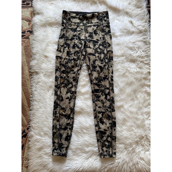 Lululemon invigorate leggings Size 6 - Picture 4 of 12